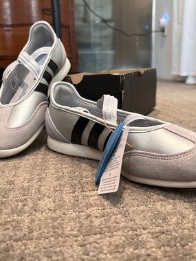adidas Barreda Mary Jane Silver/Core Black/Off White Women's Slip-On Sneakers